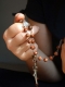 Bảy điều bất ngờ xảy ra khi bạn cầu nguyện với chuỗi Mân Côi thường xuyên hơn.
